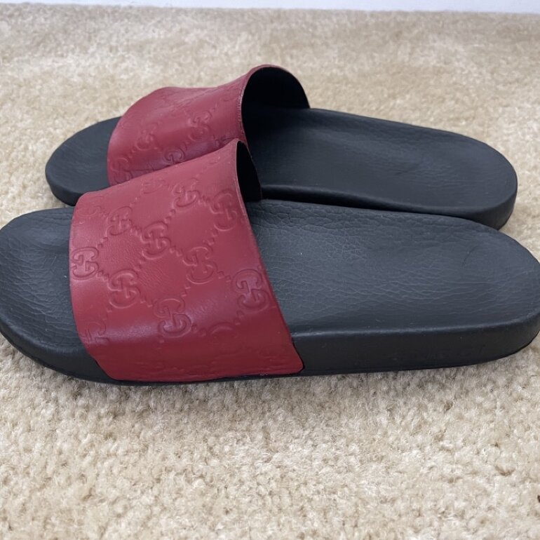 Sandalias rojas GUCCI de segunda mano - GoTrendier