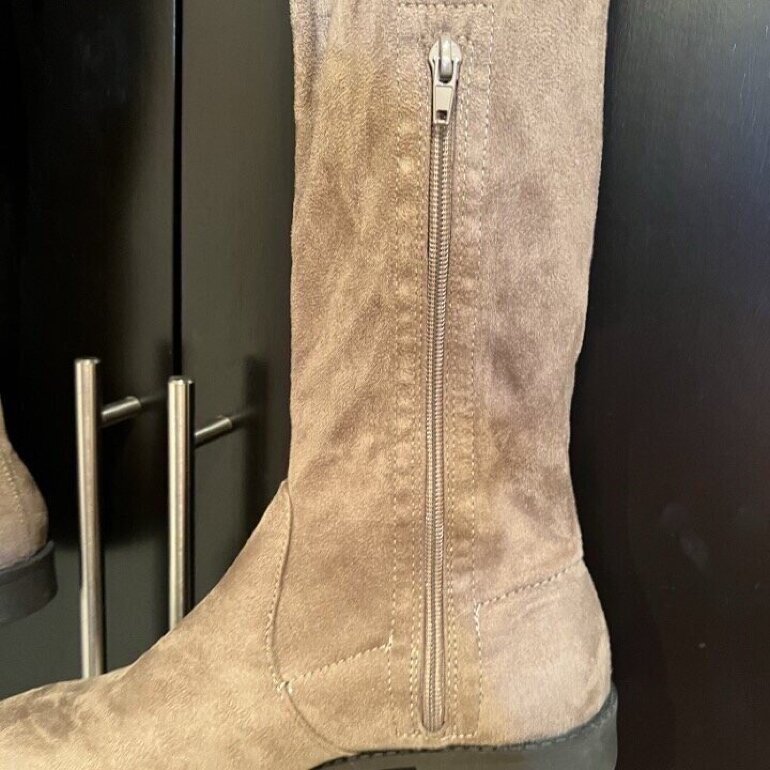 Botas de piso altas 👢 de Otras marcas de segunda mano - GoTrendier