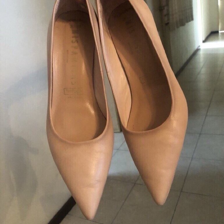 Tacones nude de fiesta de Hispanitas de segunda mano - GoTrendier