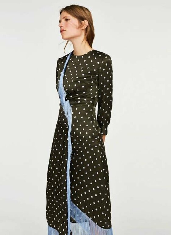 Vestido de lunares con flecos uterque de Uterqüe de segunda mano -  GoTrendier