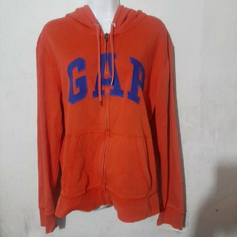Sudadera Gap naranja de segunda mano - GoTrendier