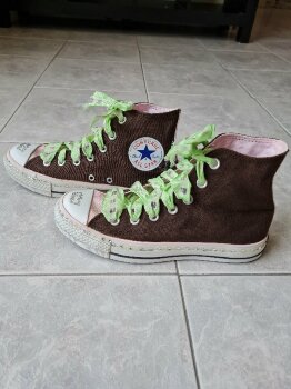 Tenis de bota Converse café de segunda mano - GoTrendier
