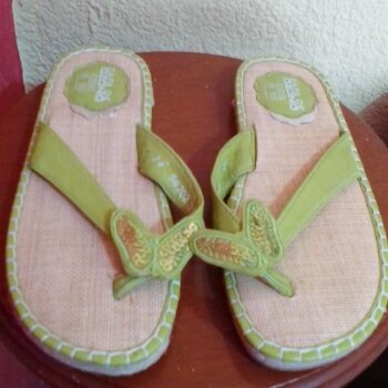 Sandalias planas Capa de Ozono blancas - GoTrendier