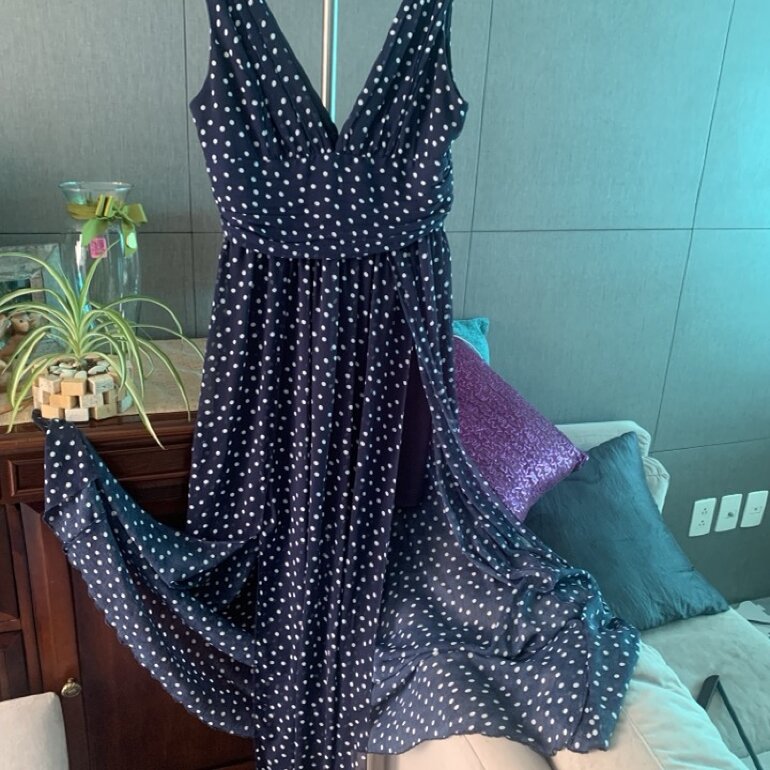 Vestido azul celeste lunares blancos – SolyMaria