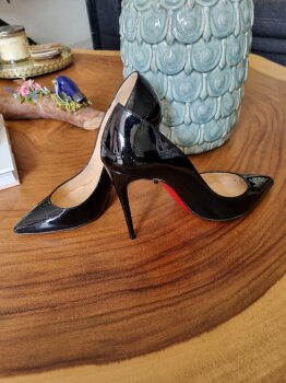Zapatillas Christian Louboutin negras de mujer - GoTrendier