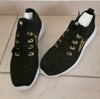 Tenis casuales Pirma negros de segunda mano - GoTrendier