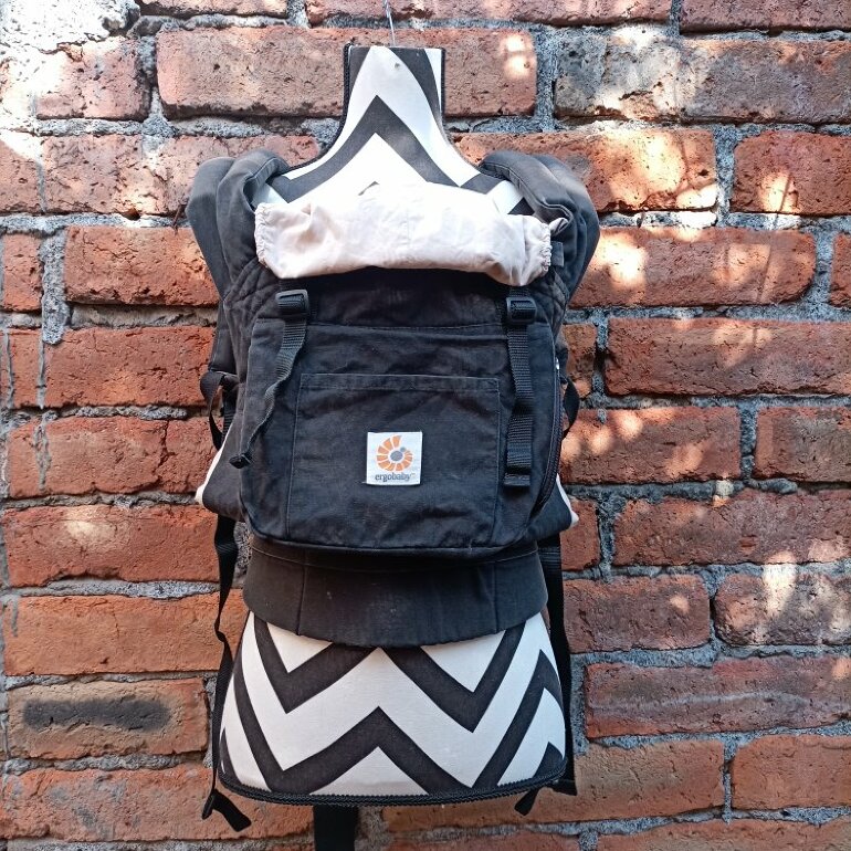 Portabebe Ergobaby - Ronda - Tienda online de ropa de segunda mano para  bebés y niños