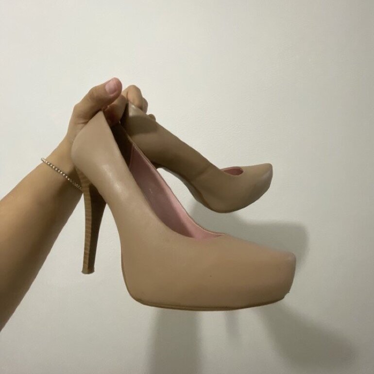 Zapatillas beige ANDREA de segunda mano - GoTrendier