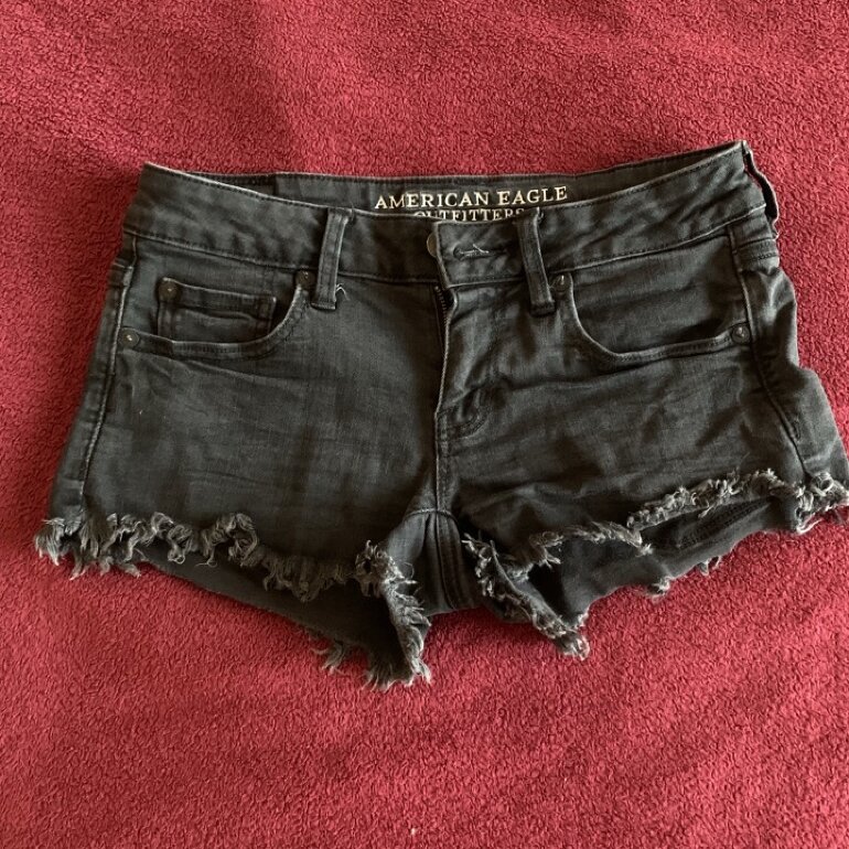 Short negro mezclilla American Eagle de American Eagle Outfitters de  segunda mano - GoTrendier