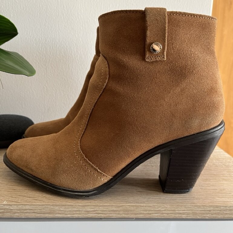 Botines Westies Camel de segunda mano - GoTrendier