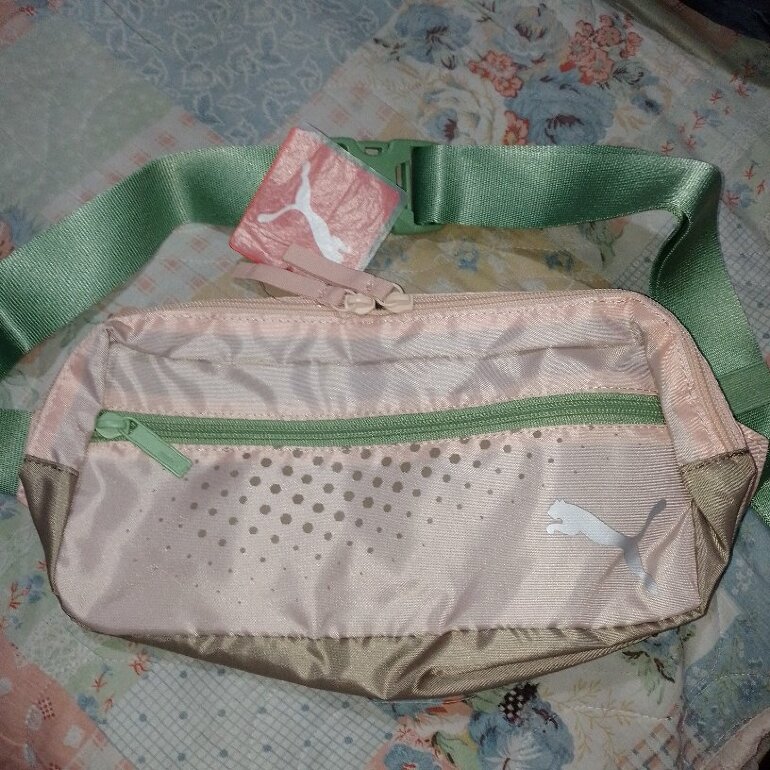 Linda Cangurera PUMA de PUMA\u0026amp; ORIFLAME de segunda mano - GoTrendier