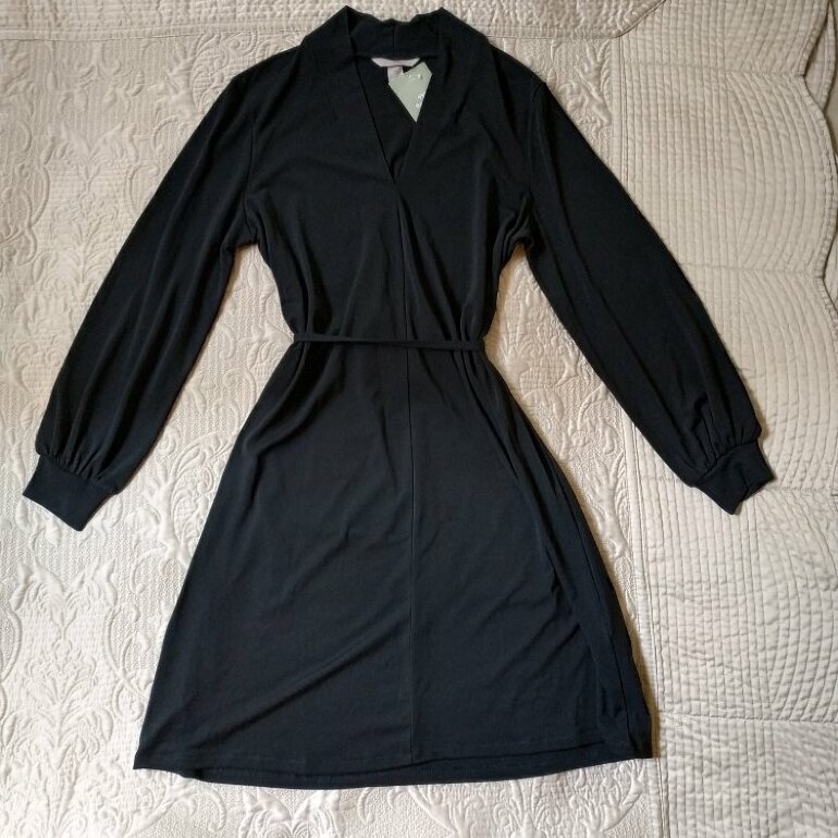 Vestido negro básico de H\u0026amp;M de segunda mano - GoTrendier