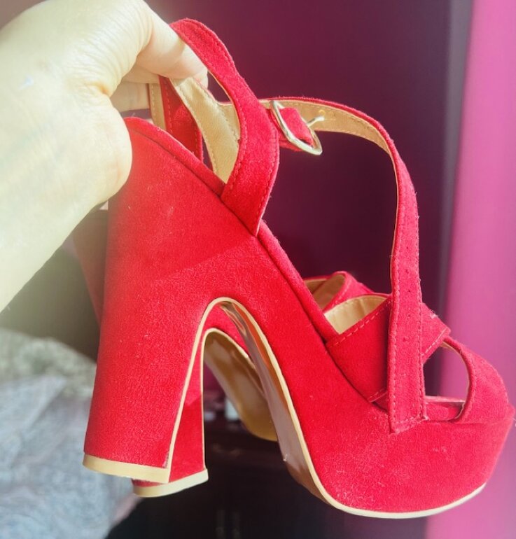 Plataforma color rojo ❤️ de Capa de Ozono de segunda mano - GoTrendier