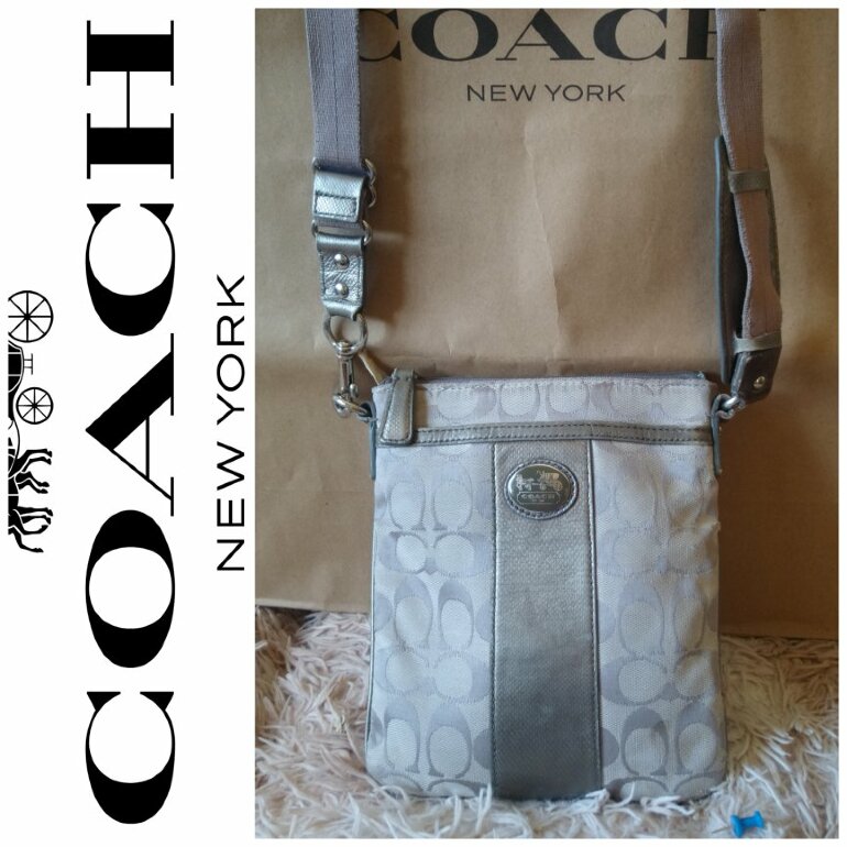 Crossbody Mariconera Coach de segunda mano - GoTrendier
