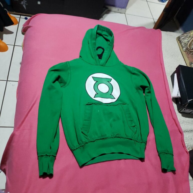 Sudadera linterna verde de Six Flags de segunda mano - GoTrendier