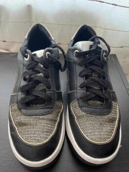 Tenis casuales Michael Kors dorados de mujer - GoTrendier