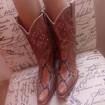 Cowgirl Boots | Embroidered Cowboy Boots | Vaquero Boots - cuadra - cuadra