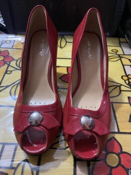 Zapatos Andrea rojos de segunda mano - GoTrendier