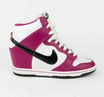 Tenis con tacon corrido Nike de segunda mano - GoTrendier