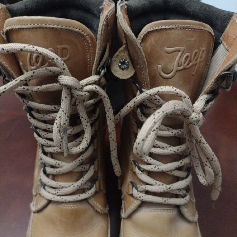 Botas Jeep camel de segunda mano - GoTrendier