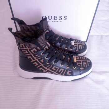 Comprar Tenis de bota GUESS de segunda mano - GoTrendier