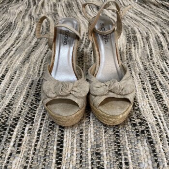 Sandalias de plataforma Capa de Ozono - GoTrendier