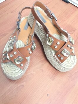 Sandalias de plataforma Stradivarius de mujer - GoTrendier