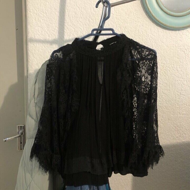 Camisa negra de Camisas para Mujer de Zara | FASHIOLA.mx