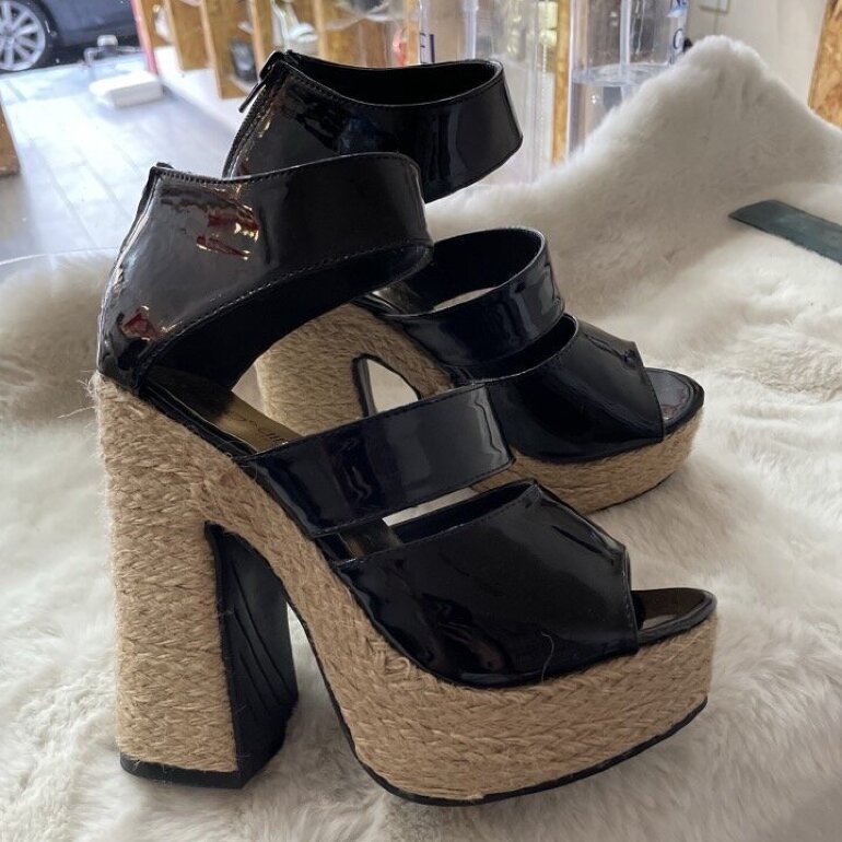 Tacones con yute de Calzado Cherries de segunda mano - GoTrendier