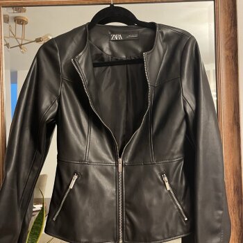 Chamarras de piel Zara de segunda mano - GoTrendier
