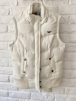 Comprar Chamarras Hollister de segunda mano - GoTrendier