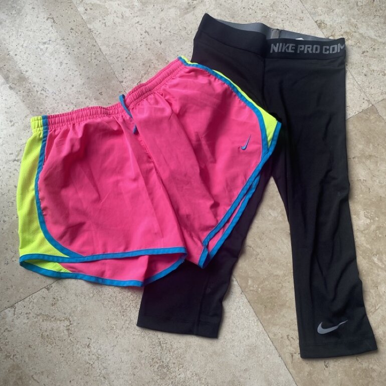 2X1 SHORT Y LEGGINS NIKE de segunda mano - GoTrendier