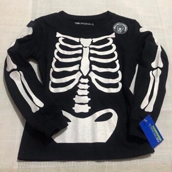 Playera esqueleto para Halloween 👻 de 725 Originals de segunda