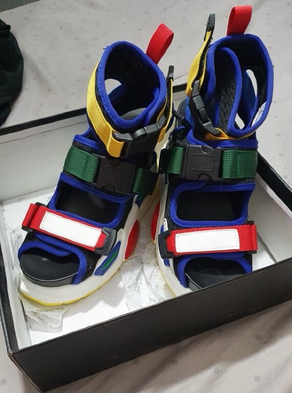 Sandalia de plataforma ANTHONY WANG de segunda mano GoTrendier