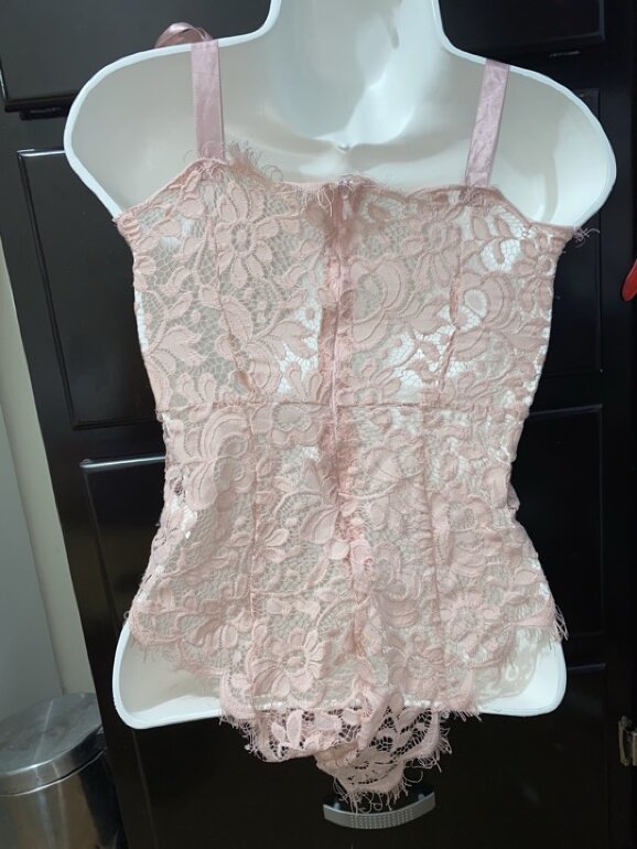 Body Pantiblusa de encaje de Shein de segunda mano GoTrendier