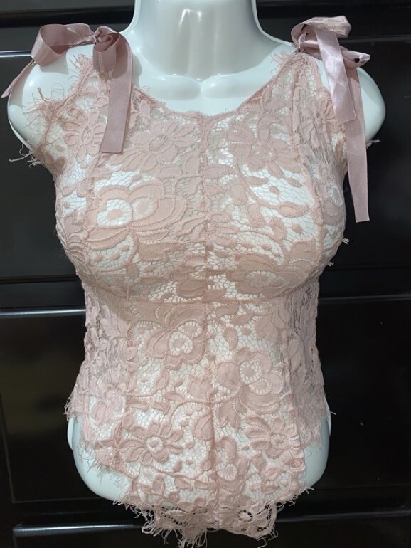 Body Pantiblusa de encaje de Shein de segunda mano GoTrendier