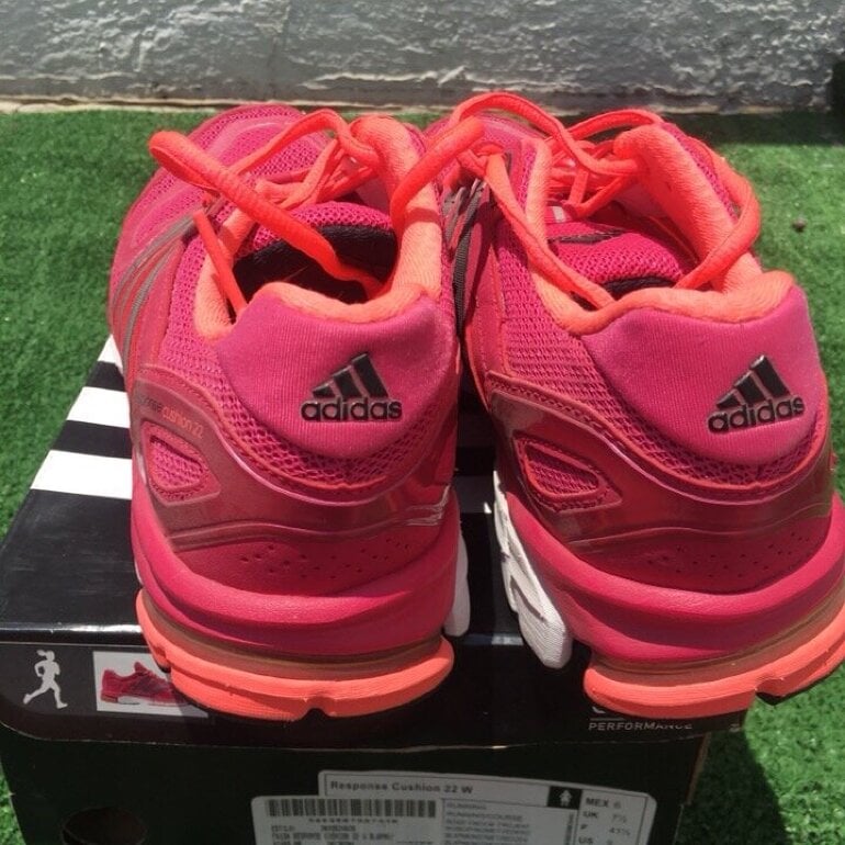Adidas Response Cushion 22 de segunda mano GoTrendier