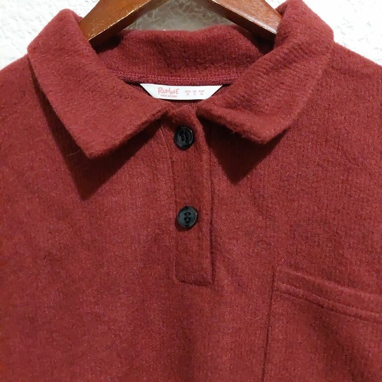 Sudadera tipo camisa de Romwe de segunda mano GoTrendier