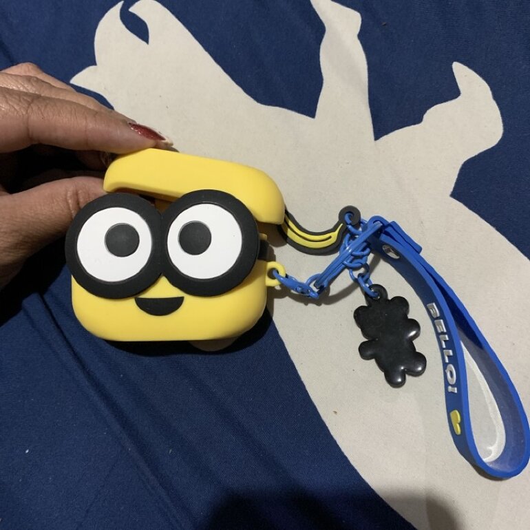 Case de AirPods de Miniso de segunda mano GoTrendier