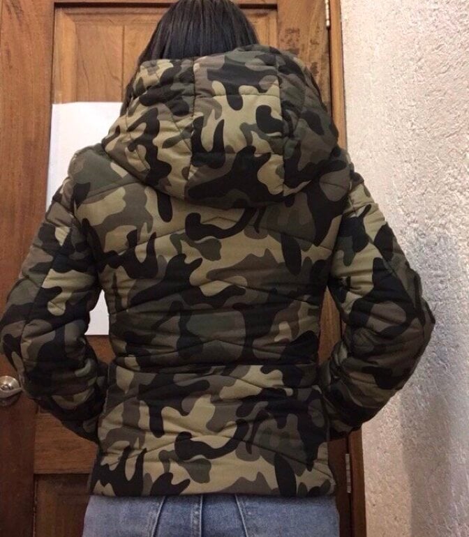 Chamarra militar súper calientita de Bershka de segunda mano