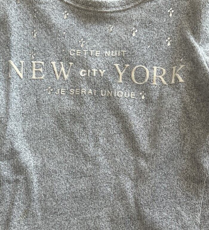 Sudadera con brillos de Bershka de segunda mano GoTrendier