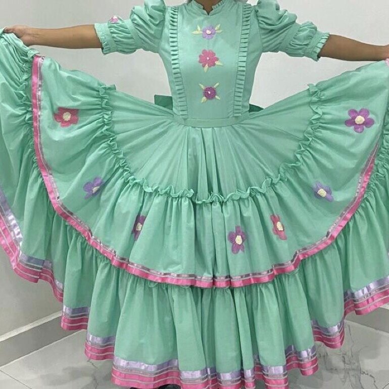 venta de vestidos de escaramuza