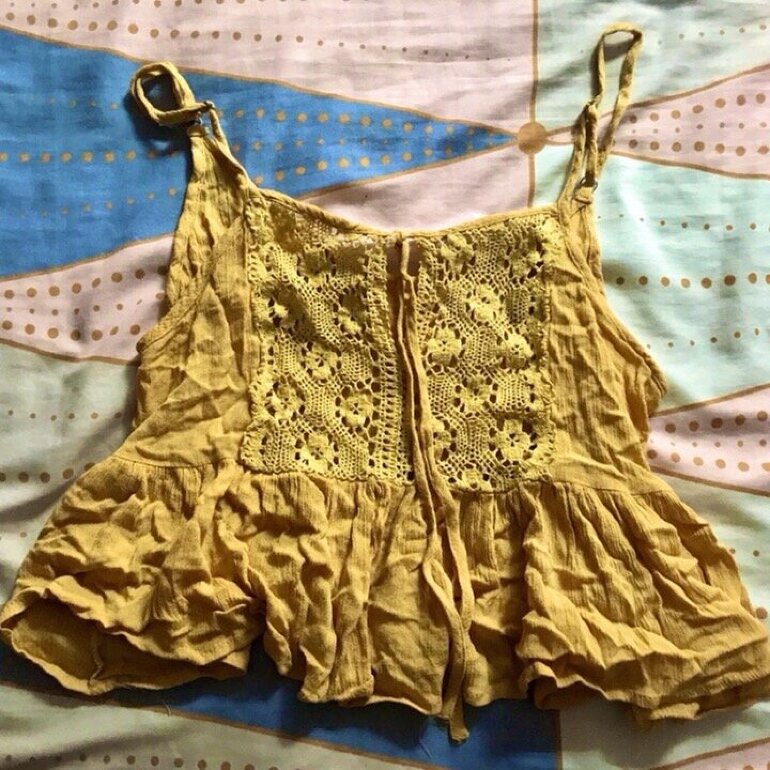 BLUSA DE TIRANTES de Shein de segunda mano GoTrendier