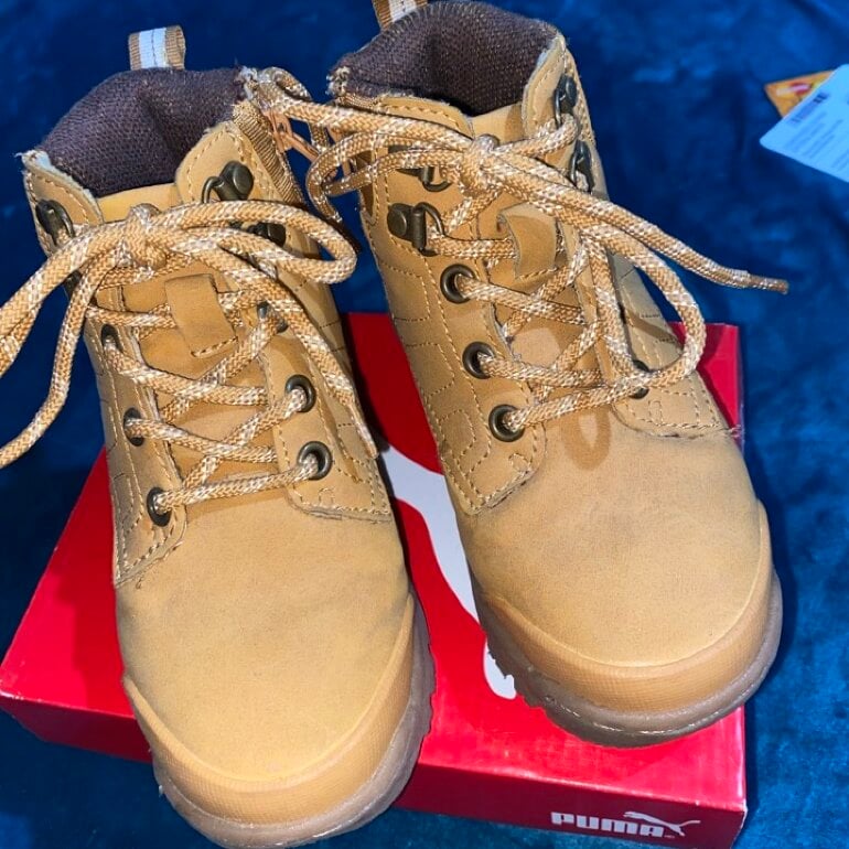 Botas niño zara de Zara kids de segunda mano GoTrendier