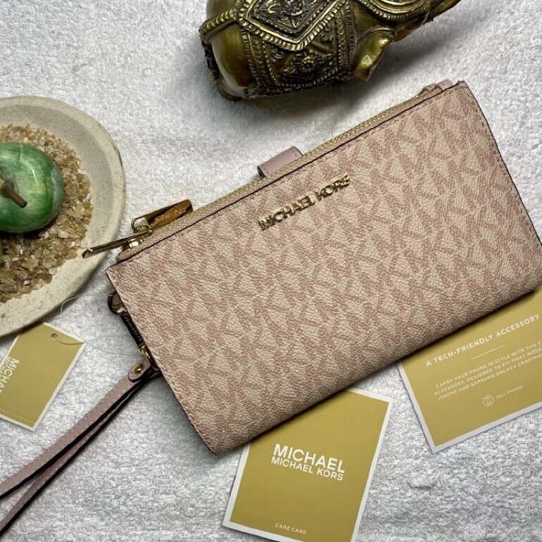 Muñequera Doble Mk Rosa !! de Michael Kors de segunda mano