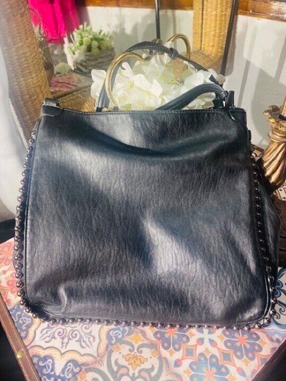 Bolso piel Jessica Simpson hermoso de segunda mano GoTrendier
