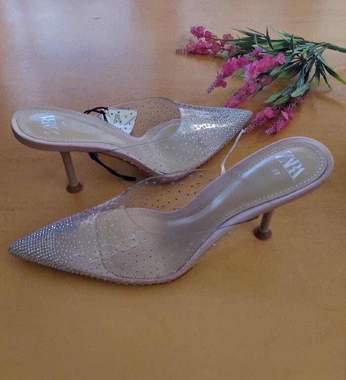 Zapatillas transparentes Zara de segunda mano GoTrendier