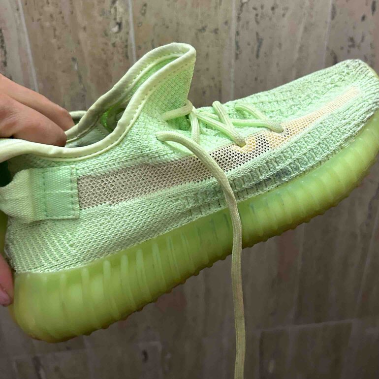Yeezy Boost 350 V2 “Glow” green US de Adidas de segunda mano