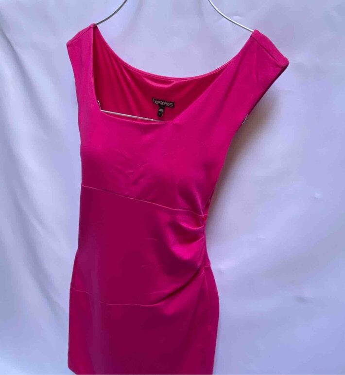 Vestido en tela poliéster con stretch de Express de segunda mano