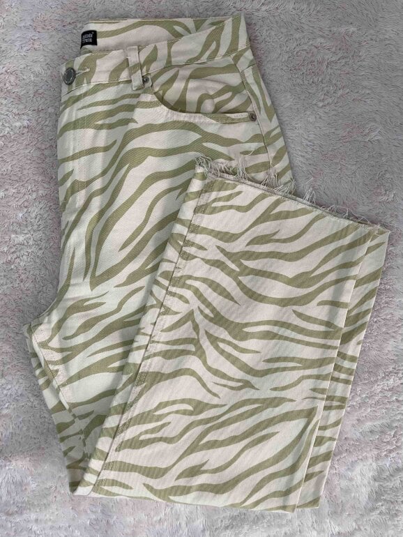 Pantalón holgado cebra 🦓 de Cuidado Con El Perro de segunda mano